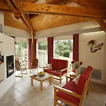 Cozy Family Getaway * Quillan