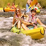 Cozy Family Getaway Quillan
