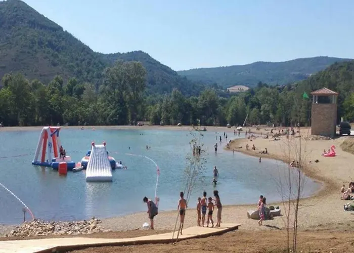 Cozy Family Getaway Hébergement de vacances Quillan